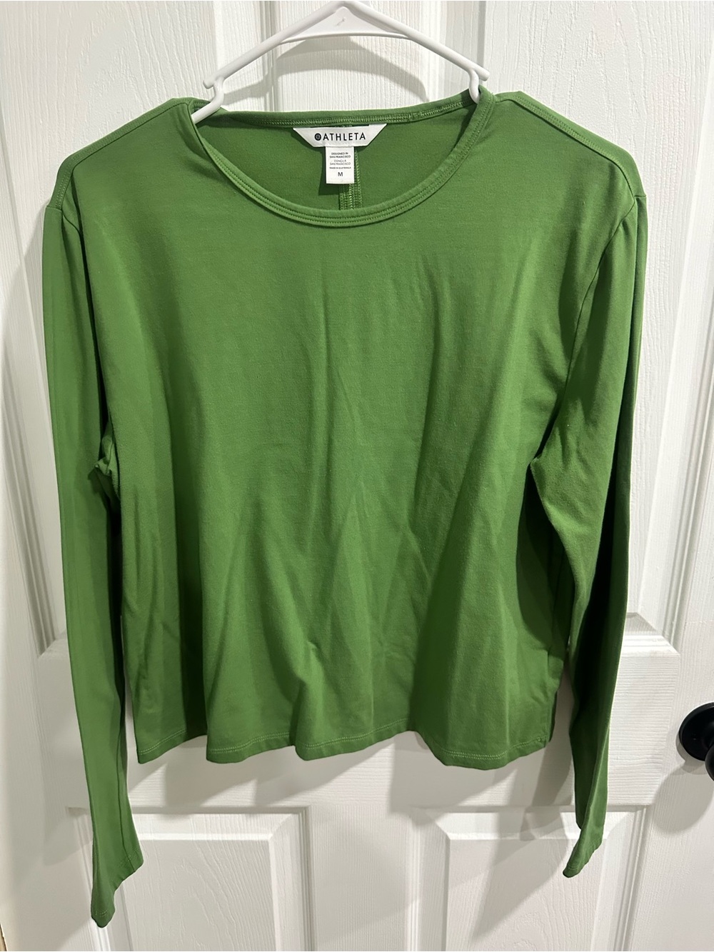 Athleta Olive Green Classic Long Sleeve Crew Tee Sz M